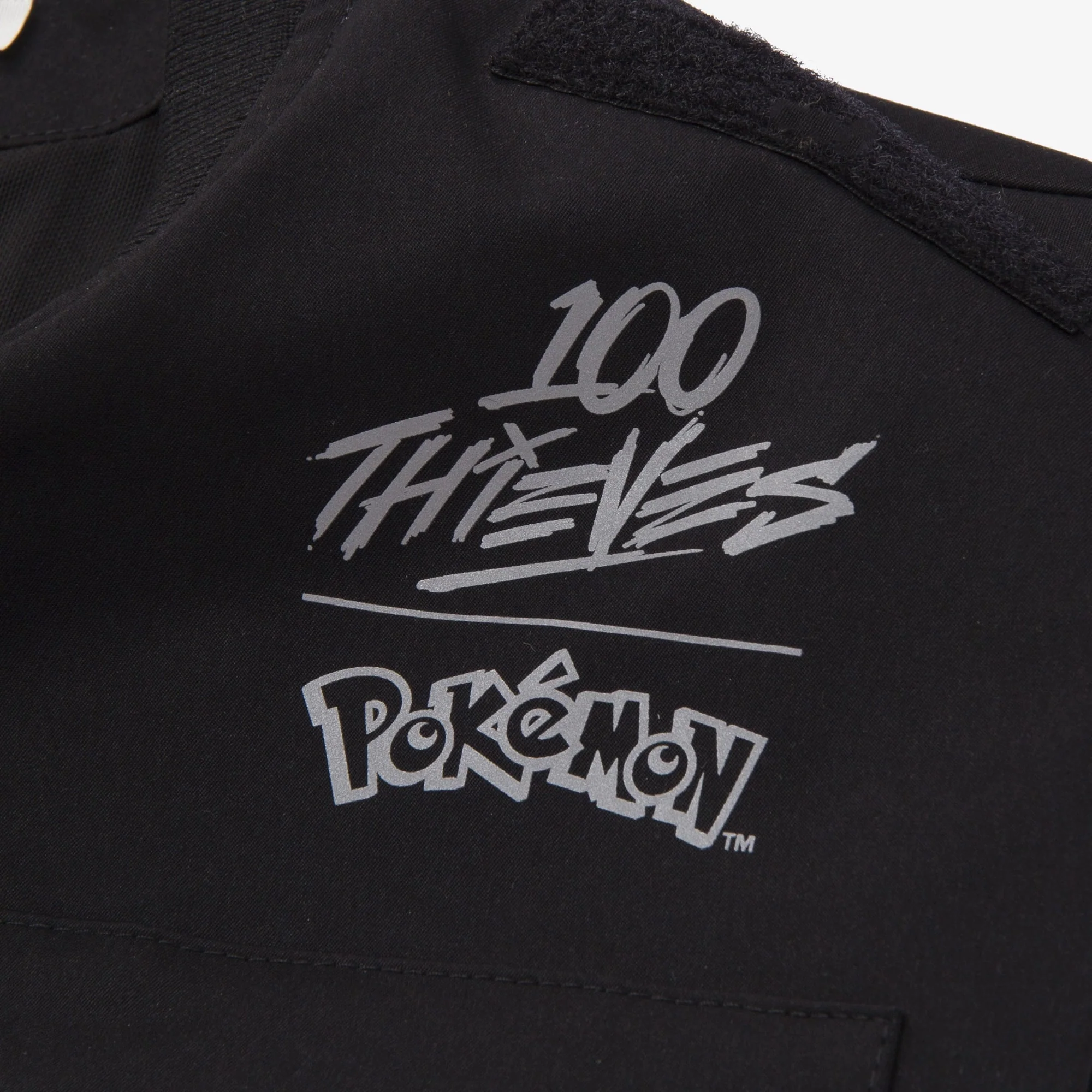 Bulbasaur & Ivysaur Vest - Black - Image 3