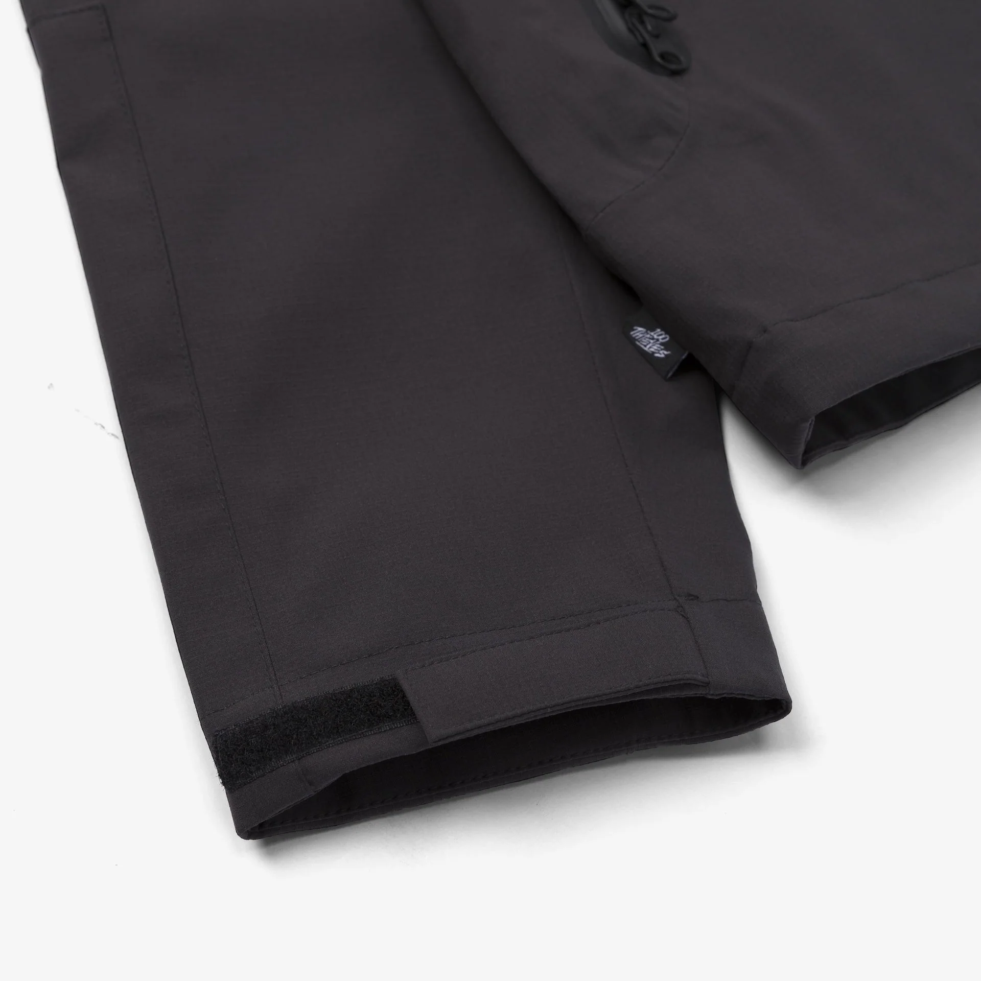 Foundations SS'24 3L Shell Jacket - Graphite - Image 4