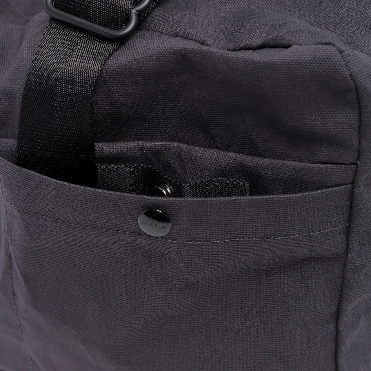 Lexus LFA Weekender Bag - Image 7